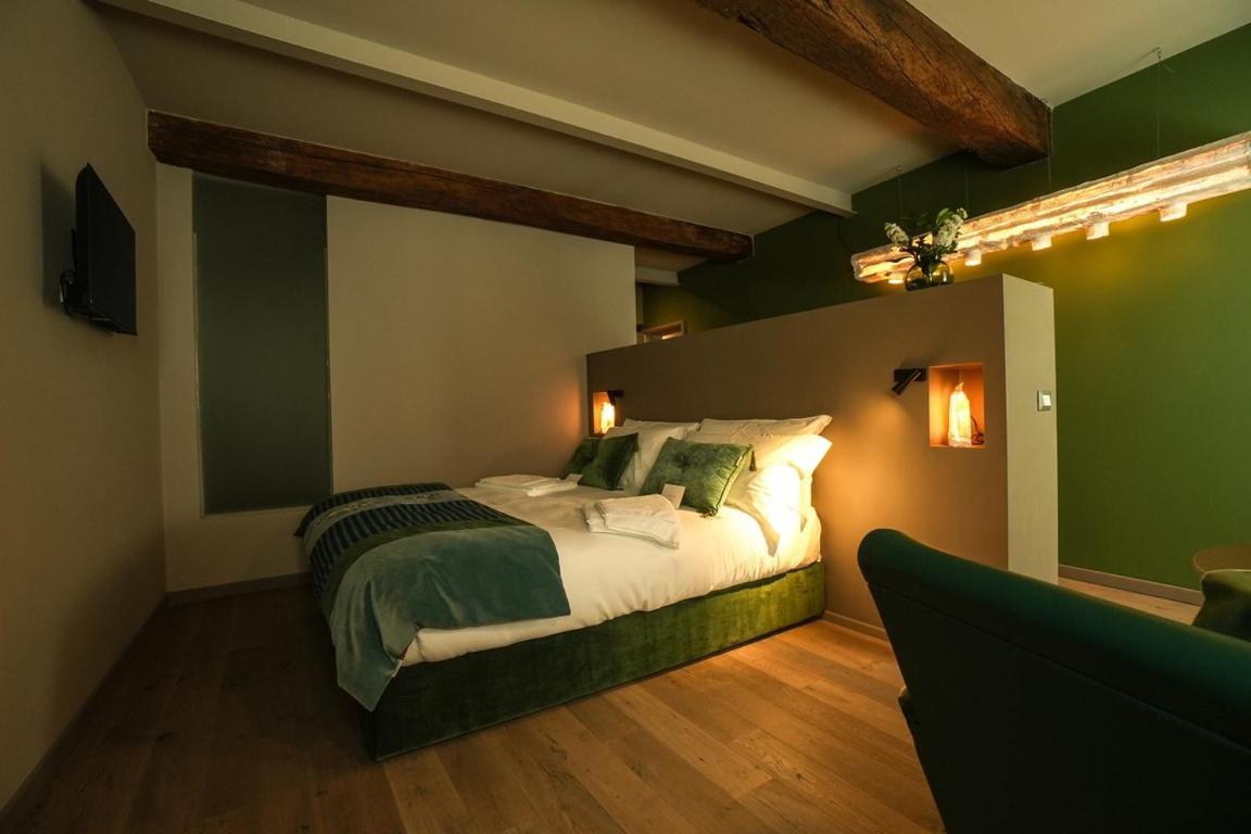 Sant'Eufemia 30 Bed & Breakfast Модена Екстериор снимка