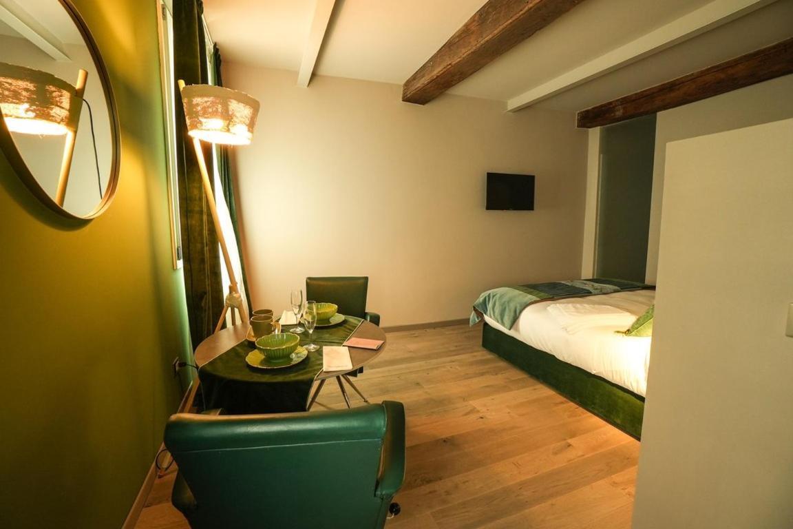 Sant'Eufemia 30 Bed & Breakfast Модена Екстериор снимка